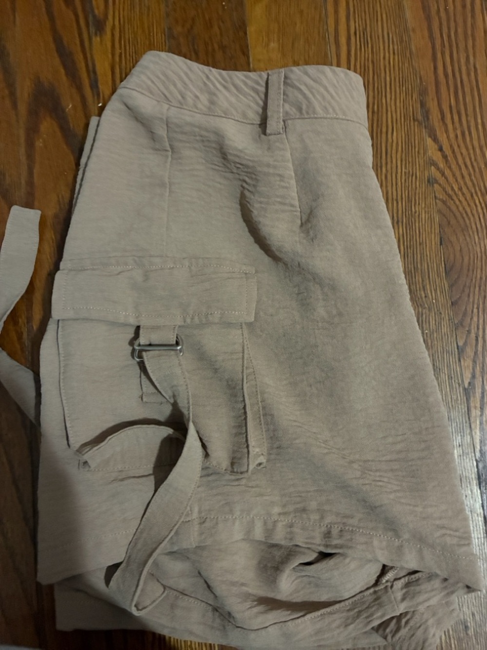 NYC Women’s Cargo Shorts in Beige Taupe